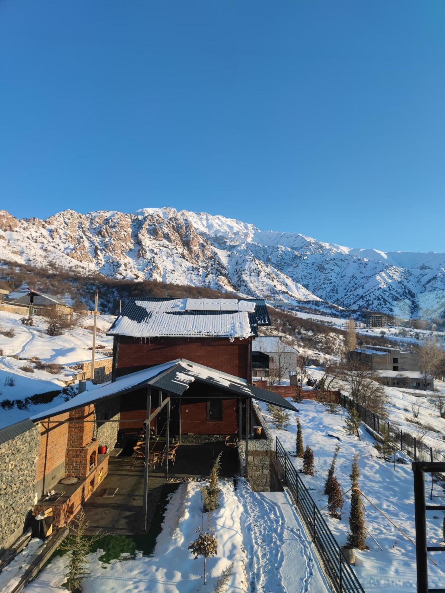 Hostal Panorama Lux Chimgan Exterior foto